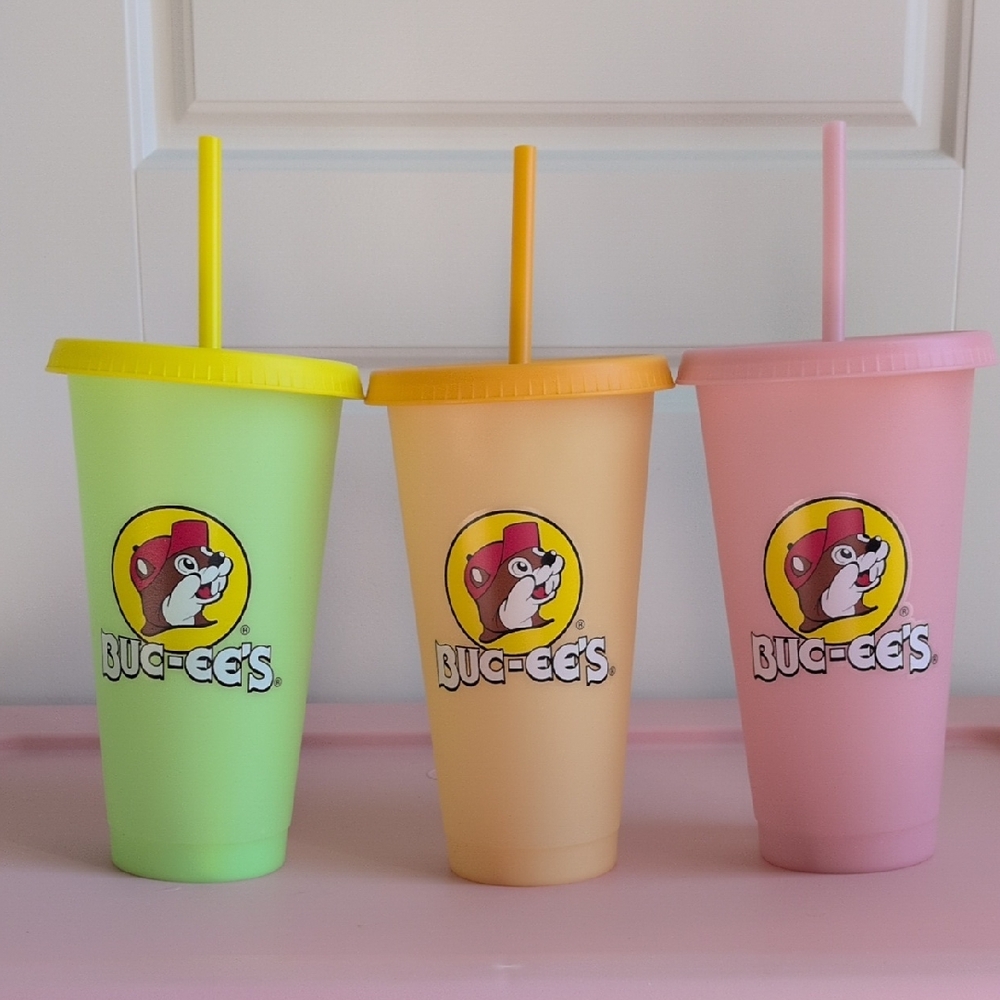 Buc-ee's Color Changing Tumblers With Lids & Straws Set Of 3